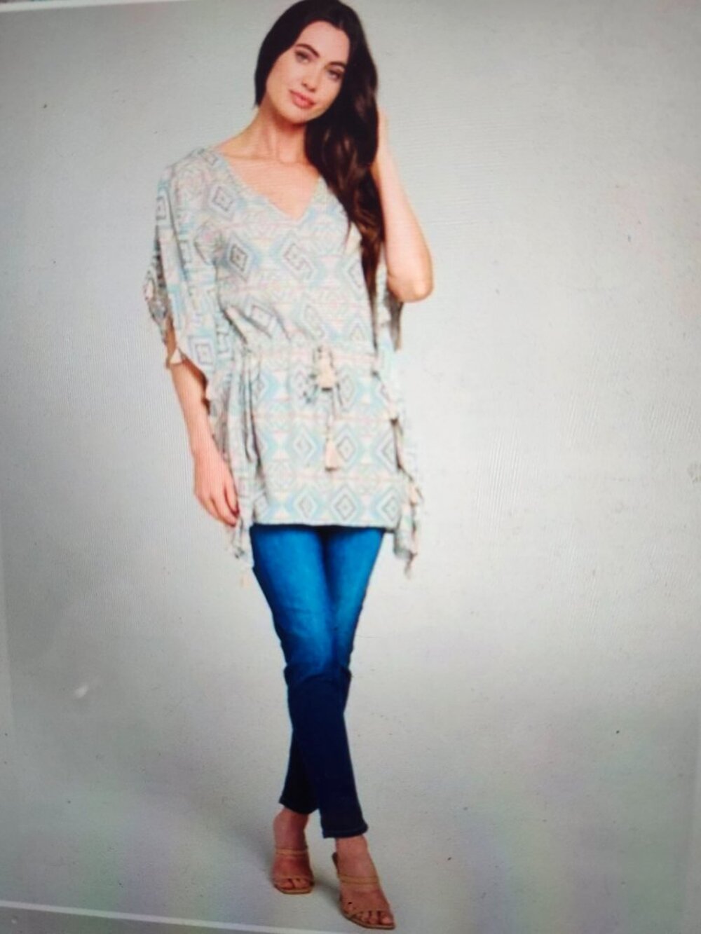 Women’s Short Puff Sleeve V-Neck Adjustable Waist Multi Print Tunic Top